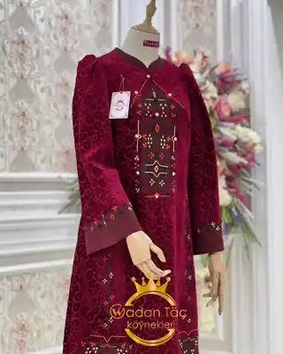 Türkmen fasonlar pombarh fasonlar Fasonlar 2025 fasonlar fason moda modalar Bezen bezen Türkmen fasonlar 2026 Türkmen fasonlar 2025 Türkmen fasonlar 2024 Türkmen fasonlar 2023 turkmenistan türkmenistan turkmen türkmen ashgabat  asgabat aşgabat balkan mary lebap dashoguz dasoguz daşoguz pombarh ponbarhat gulyupek gülýüpek stapel ştapel Gralan Çüýdeşen Abaýa Gadymy Krep Gurultaý 	Keteni Ýüpek Şifon Gipýur Lyon Welwet Atlas Kaşemir Streýç Suzana Ştapel Gülýüpek Pombarh Ýupka Gursakça Aksesuarlar Palto Penjek Okuw eşik Fata Sport eşik Uniforma Nakidka Öýme Şarf kompýuter ýaka ýaglyk Arenda köýnek 2nji el köýnek Taýyn köýnek Matalar Milli lybas milli lybaslar Toý köýnek Toý köýnekler toy koynek toy koynekler gundelik koynekler Gündelik	 
 köýnekler fata koynek Modern taze fason Eskiz koynektm turkmenkoynek türkmenkoynek fason moda moda fasonlar Iş eşik el iş	sada	ýakaly ýakasyz	keşdeli biserli	ýeňli giň nagyşly ýüregi açyk stoýka ýaka ýanly kombinasiýa 	zerli üsti aşak guşakly seçekli gysga ýeňli Panbarhat (Pombarh) Toý köýnek el iş, ýakasyz, stoýka ýaka  Goýy-gyzyl