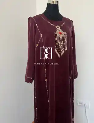 Türkmen fasonlar pombarh fasonlar Fasonlar 2025 fasonlar fason moda modalar Bezen bezen Türkmen fasonlar 2026 Türkmen fasonlar 2025 Türkmen fasonlar 2024 Türkmen fasonlar 2023 turkmenistan türkmenistan turkmen türkmen ashgabat  asgabat aşgabat balkan mary lebap dashoguz dasoguz daşoguz pombarh ponbarhat gulyupek gülýüpek stapel ştapel Gralan Çüýdeşen Abaýa Gadymy Krep Gurultaý 	Keteni Ýüpek Şifon Gipýur Lyon Welwet Atlas Kaşemir Streýç Suzana Ştapel Gülýüpek Pombarh Ýupka Gursakça Aksesuarlar Palto Penjek Okuw eşik Fata Sport eşik Uniforma Nakidka Öýme Şarf kompýuter ýaka ýaglyk Arenda köýnek 2nji el köýnek Taýyn köýnek Matalar Milli lybas milli lybaslar Toý köýnek Toý köýnekler toy koynek toy koynekler gundelik koynekler Gündelik	 
 köýnekler fata koynek Modern taze fason Eskiz koynektm turkmenkoynek türkmenkoynek fason moda moda fasonlar Iş eşik el iş	sada	ýakaly ýakasyz	keşdeli biserli	ýeňli giň nagyşly ýüregi açyk stoýka ýaka ýanly kombinasiýa 	zerli üsti aşak guşakly seçekli gysga ýeňli Gülýüpek Milli lybas el iş, ýanly, ýeňli, giň 26-35 Goýy-gyzyl yaz, tomus, guyz