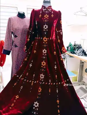 Türkmen fasonlar pombarh fasonlar Fasonlar 2025 fasonlar fason moda modalar Bezen bezen Türkmen fasonlar 2026 Türkmen fasonlar 2025 Türkmen fasonlar 2024 Türkmen fasonlar 2023 turkmenistan türkmenistan turkmen türkmen ashgabat  asgabat aşgabat balkan mary lebap dashoguz dasoguz daşoguz pombarh ponbarhat gulyupek gülýüpek stapel ştapel Gralan Çüýdeşen Abaýa Gadymy Krep Gurultaý 	Keteni Ýüpek Şifon Gipýur Lyon Welwet Atlas Kaşemir Streýç Suzana Ştapel Gülýüpek Pombarh Ýupka Gursakça Aksesuarlar Palto Penjek Okuw eşik Fata Sport eşik Uniforma Nakidka Öýme Şarf kompýuter ýaka ýaglyk Arenda köýnek 2nji el köýnek Taýyn köýnek Matalar Milli lybas milli lybaslar Toý köýnek Toý köýnekler toy koynek toy koynekler gundelik koynekler Gündelik	 
 köýnekler fata koynek Modern taze fason Eskiz koynektm turkmenkoynek türkmenkoynek fason moda moda fasonlar Iş eşik el iş	sada	ýakaly ýakasyz	keşdeli biserli	ýeňli giň nagyşly ýüregi açyk stoýka ýaka ýanly kombinasiýa 	zerli üsti aşak guşakly seçekli gysga ýeňli 