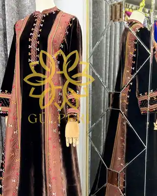 Türkmen fasonlar pombarh fasonlar Fasonlar 2025 fasonlar fason moda modalar Bezen bezen Türkmen fasonlar 2026 Türkmen fasonlar 2025 Türkmen fasonlar 2024 Türkmen fasonlar 2023 turkmenistan türkmenistan turkmen türkmen ashgabat  asgabat aşgabat balkan mary lebap dashoguz dasoguz daşoguz pombarh ponbarhat gulyupek gülýüpek stapel ştapel Gralan Çüýdeşen Abaýa Gadymy Krep Gurultaý 	Keteni Ýüpek Şifon Gipýur Lyon Welwet Atlas Kaşemir Streýç Suzana Ştapel Gülýüpek Pombarh Ýupka Gursakça Aksesuarlar Palto Penjek Okuw eşik Fata Sport eşik Uniforma Nakidka Öýme Şarf kompýuter ýaka ýaglyk Arenda köýnek 2nji el köýnek Taýyn köýnek Matalar Milli lybas milli lybaslar Toý köýnek Toý köýnekler toy koynek toy koynekler gundelik koynekler Gündelik	 
 köýnekler fata koynek Modern taze fason Eskiz koynektm turkmenkoynek türkmenkoynek fason moda moda fasonlar Iş eşik el iş	sada	ýakaly ýakasyz	keşdeli biserli	ýeňli giň nagyşly ýüregi açyk stoýka ýaka ýanly kombinasiýa 	zerli üsti aşak guşakly seçekli gysga ýeňli Panbarhat (Pombarh) Toý köýnek el iş, ýakaly, ýeňli, giň, nagyşly 26-35, 35+ Goýy-goňur yaz, guyz, gysh