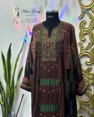 Türkmen fasonlar pombarh fasonlar Fasonlar 2025 fasonlar fason moda modalar Bezen bezen Türkmen fasonlar 2026 Türkmen fasonlar 2025 Türkmen fasonlar 2024 Türkmen fasonlar 2023 turkmenistan türkmenistan turkmen türkmen ashgabat  asgabat aşgabat balkan mary lebap dashoguz dasoguz daşoguz pombarh ponbarhat gulyupek gülýüpek stapel ştapel Gralan Çüýdeşen Abaýa Gadymy Krep Gurultaý 	Keteni Ýüpek Şifon Gipýur Lyon Welwet Atlas Kaşemir Streýç Suzana Ştapel Gülýüpek Pombarh Ýupka Gursakça Aksesuarlar Palto Penjek Okuw eşik Fata Sport eşik Uniforma Nakidka Öýme Şarf kompýuter ýaka ýaglyk Arenda köýnek 2nji el köýnek Taýyn köýnek Matalar Milli lybas milli lybaslar Toý köýnek Toý köýnekler toy koynek toy koynekler gundelik koynekler Gündelik	 
 köýnekler fata koynek Modern taze fason Eskiz koynektm turkmenkoynek türkmenkoynek fason moda moda fasonlar Iş eşik el iş	sada	ýakaly ýakasyz	keşdeli biserli	ýeňli giň nagyşly ýüregi açyk stoýka ýaka ýanly kombinasiýa 	zerli üsti aşak guşakly seçekli gysga ýeňli Gülýüpek Toý köýnek, Milli lybas el iş, ýakaly, ýeňli, giň, nagyşly 26-35, 35+ Haki, Goňur yaz, tomus, guyz