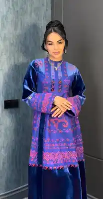 Türkmen fasonlar pombarh fasonlar Fasonlar 2025 fasonlar fason moda modalar Bezen bezen Türkmen fasonlar 2026 Türkmen fasonlar 2025 Türkmen fasonlar 2024 Türkmen fasonlar 2023 turkmenistan türkmenistan turkmen türkmen ashgabat  asgabat aşgabat balkan mary lebap dashoguz dasoguz daşoguz pombarh ponbarhat gulyupek gülýüpek stapel ştapel Gralan Çüýdeşen Abaýa Gadymy Krep Gurultaý 	Keteni Ýüpek Şifon Gipýur Lyon Welwet Atlas Kaşemir Streýç Suzana Ştapel Gülýüpek Pombarh Ýupka Gursakça Aksesuarlar Palto Penjek Okuw eşik Fata Sport eşik Uniforma Nakidka Öýme Şarf kompýuter ýaka ýaglyk Arenda köýnek 2nji el köýnek Taýyn köýnek Matalar Milli lybas milli lybaslar Toý köýnek Toý köýnekler toy koynek toy koynekler gundelik koynekler Gündelik	 
 köýnekler fata koynek Modern taze fason Eskiz koynektm turkmenkoynek türkmenkoynek fason moda moda fasonlar Iş eşik el iş	sada	ýakaly ýakasyz	keşdeli biserli	ýeňli giň nagyşly ýüregi açyk stoýka ýaka ýanly kombinasiýa 	zerli üsti aşak guşakly seçekli gysga ýeňli Panbarhat (Pombarh) Toý köýnek el iş, keşdeli, ýakasyz, ýeňli, giň 17-25, 26-35 Benewşe, Goýy-gök yaz, guyz, gysh