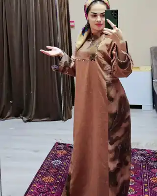 Türkmen fasonlar pombarh fasonlar Fasonlar 2025 fasonlar fason moda modalar Bezen bezen Türkmen fasonlar 2026 Türkmen fasonlar 2025 Türkmen fasonlar 2024 Türkmen fasonlar 2023 turkmenistan türkmenistan turkmen türkmen ashgabat  asgabat aşgabat balkan mary lebap dashoguz dasoguz daşoguz pombarh ponbarhat gulyupek gülýüpek stapel ştapel Gralan Çüýdeşen Abaýa Gadymy Krep Gurultaý 	Keteni Ýüpek Şifon Gipýur Lyon Welwet Atlas Kaşemir Streýç Suzana Ştapel Gülýüpek Pombarh Ýupka Gursakça Aksesuarlar Palto Penjek Okuw eşik Fata Sport eşik Uniforma Nakidka Öýme Şarf kompýuter ýaka ýaglyk Arenda köýnek 2nji el köýnek Taýyn köýnek Matalar Milli lybas milli lybaslar Toý köýnek Toý köýnekler toy koynek toy koynekler gundelik koynekler Gündelik	 
 köýnekler fata koynek Modern taze fason Eskiz koynektm turkmenkoynek türkmenkoynek fason moda moda fasonlar Iş eşik el iş	sada	ýakaly ýakasyz	keşdeli biserli	ýeňli giň nagyşly ýüregi açyk stoýka ýaka ýanly kombinasiýa 	zerli üsti aşak guşakly seçekli gysga ýeňli Lyon, Ştapel Gündelik sada  Goýy-goňur