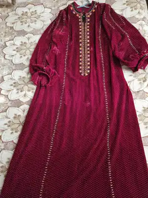 Türkmen fasonlar pombarh fasonlar Fasonlar 2025 fasonlar fason moda modalar Bezen bezen Türkmen fasonlar 2026 Türkmen fasonlar 2025 Türkmen fasonlar 2024 Türkmen fasonlar 2023 turkmenistan türkmenistan turkmen türkmen ashgabat  asgabat aşgabat balkan mary lebap dashoguz dasoguz daşoguz pombarh ponbarhat gulyupek gülýüpek stapel ştapel Gralan Çüýdeşen Abaýa Gadymy Krep Gurultaý 	Keteni Ýüpek Şifon Gipýur Lyon Welwet Atlas Kaşemir Streýç Suzana Ştapel Gülýüpek Pombarh Ýupka Gursakça Aksesuarlar Palto Penjek Okuw eşik Fata Sport eşik Uniforma Nakidka Öýme Şarf kompýuter ýaka ýaglyk Arenda köýnek 2nji el köýnek Taýyn köýnek Matalar Milli lybas milli lybaslar Toý köýnek Toý köýnekler toy koynek toy koynekler gundelik koynekler Gündelik	 
 köýnekler fata koynek Modern taze fason Eskiz koynektm turkmenkoynek türkmenkoynek fason moda moda fasonlar Iş eşik el iş	sada	ýakaly ýakasyz	keşdeli biserli	ýeňli giň nagyşly ýüregi açyk stoýka ýaka ýanly kombinasiýa 	zerli üsti aşak guşakly seçekli gysga ýeňli Panbarhat (Pombarh) Toý köýnek el iş, keşdeli, ýakaly, ýanly, ýeňli, giň, nagyşly 17-25, 26-35 Goýy-gyzyl yaz, guyz, gysh 2nji el