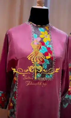 Türkmen fasonlar pombarh fasonlar Fasonlar 2025 fasonlar fason moda modalar Bezen bezen Türkmen fasonlar 2026 Türkmen fasonlar 2025 Türkmen fasonlar 2024 Türkmen fasonlar 2023 turkmenistan türkmenistan turkmen türkmen ashgabat  asgabat aşgabat balkan mary lebap dashoguz dasoguz daşoguz pombarh ponbarhat gulyupek gülýüpek stapel ştapel Gralan Çüýdeşen Abaýa Gadymy Krep Gurultaý 	Keteni Ýüpek Şifon Gipýur Lyon Welwet Atlas Kaşemir Streýç Suzana Ştapel Gülýüpek Pombarh Ýupka Gursakça Aksesuarlar Palto Penjek Okuw eşik Fata Sport eşik Uniforma Nakidka Öýme Şarf kompýuter ýaka ýaglyk Arenda köýnek 2nji el köýnek Taýyn köýnek Matalar Milli lybas milli lybaslar Toý köýnek Toý köýnekler toy koynek toy koynekler gundelik koynekler Gündelik	 
 köýnekler fata koynek Modern taze fason Eskiz koynektm turkmenkoynek türkmenkoynek fason moda moda fasonlar Iş eşik el iş	sada	ýakaly ýakasyz	keşdeli biserli	ýeňli giň nagyşly ýüregi açyk stoýka ýaka ýanly kombinasiýa 	zerli üsti aşak guşakly seçekli gysga ýeňli Gülýüpek Gündelik el iş, ýakaly, ýeňli, giň 17-25, 26-35 Gülgüne, Gyzyl yaz, tomus, guyz