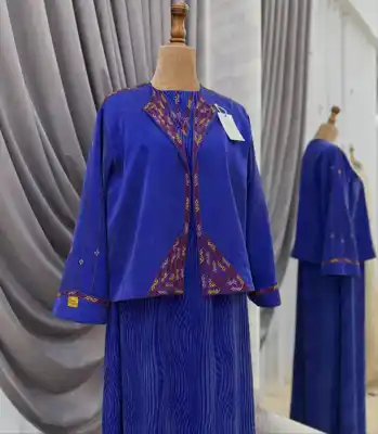 Türkmen fasonlar pombarh fasonlar Fasonlar 2025 fasonlar fason moda modalar Bezen bezen Türkmen fasonlar 2026 Türkmen fasonlar 2025 Türkmen fasonlar 2024 Türkmen fasonlar 2023 turkmenistan türkmenistan turkmen türkmen ashgabat  asgabat aşgabat balkan mary lebap dashoguz dasoguz daşoguz pombarh ponbarhat gulyupek gülýüpek stapel ştapel Gralan Çüýdeşen Abaýa Gadymy Krep Gurultaý 	Keteni Ýüpek Şifon Gipýur Lyon Welwet Atlas Kaşemir Streýç Suzana Ştapel Gülýüpek Pombarh Ýupka Gursakça Aksesuarlar Palto Penjek Okuw eşik Fata Sport eşik Uniforma Nakidka Öýme Şarf kompýuter ýaka ýaglyk Arenda köýnek 2nji el köýnek Taýyn köýnek Matalar Milli lybas milli lybaslar Toý köýnek Toý köýnekler toy koynek toy koynekler gundelik koynekler Gündelik	 
 köýnekler fata koynek Modern taze fason Eskiz koynektm turkmenkoynek türkmenkoynek fason moda moda fasonlar Iş eşik el iş	sada	ýakaly ýakasyz	keşdeli biserli	ýeňli giň nagyşly ýüregi açyk stoýka ýaka ýanly kombinasiýa 	zerli üsti aşak guşakly seçekli gysga ýeňli 