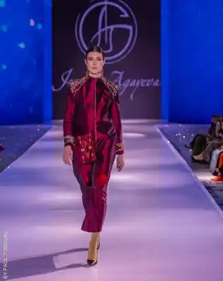 Türkmen fasonlar pombarh fasonlar Fasonlar 2025 fasonlar fason moda modalar Bezen bezen Türkmen fasonlar 2026 Türkmen fasonlar 2025 Türkmen fasonlar 2024 Türkmen fasonlar 2023 turkmenistan türkmenistan turkmen türkmen ashgabat  asgabat aşgabat balkan mary lebap dashoguz dasoguz daşoguz pombarh ponbarhat gulyupek gülýüpek stapel ştapel Gralan Çüýdeşen Abaýa Gadymy Krep Gurultaý 	Keteni Ýüpek Şifon Gipýur Lyon Welwet Atlas Kaşemir Streýç Suzana Ştapel Gülýüpek Pombarh Ýupka Gursakça Aksesuarlar Palto Penjek Okuw eşik Fata Sport eşik Uniforma Nakidka Öýme Şarf kompýuter ýaka ýaglyk Arenda köýnek 2nji el köýnek Taýyn köýnek Matalar Milli lybas milli lybaslar Toý köýnek Toý köýnekler toy koynek toy koynekler gundelik koynekler Gündelik	 
 köýnekler fata koynek Modern taze fason Eskiz koynektm turkmenkoynek türkmenkoynek fason moda moda fasonlar Iş eşik el iş	sada	ýakaly ýakasyz	keşdeli biserli	ýeňli giň nagyşly ýüregi açyk stoýka ýaka ýanly kombinasiýa 	zerli üsti aşak guşakly seçekli gysga ýeňli Ýüpek, Şantu Modern el iş, ýakasyz, ýeňli, giň 17-25, 26-35 Goýy-gyzyl yaz, tomus, guyz