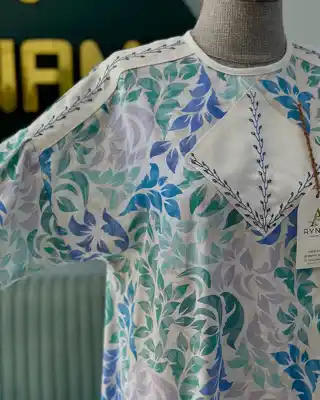 Türkmen fasonlar pombarh fasonlar Fasonlar 2025 fasonlar fason moda modalar Bezen bezen Türkmen fasonlar 2026 Türkmen fasonlar 2025 Türkmen fasonlar 2024 Türkmen fasonlar 2023 turkmenistan türkmenistan turkmen türkmen ashgabat  asgabat aşgabat balkan mary lebap dashoguz dasoguz daşoguz pombarh ponbarhat gulyupek gülýüpek stapel ştapel Gralan Çüýdeşen Abaýa Gadymy Krep Gurultaý 	Keteni Ýüpek Şifon Gipýur Lyon Welwet Atlas Kaşemir Streýç Suzana Ştapel Gülýüpek Pombarh Ýupka Gursakça Aksesuarlar Palto Penjek Okuw eşik Fata Sport eşik Uniforma Nakidka Öýme Şarf kompýuter ýaka ýaglyk Arenda köýnek 2nji el köýnek Taýyn köýnek Matalar Milli lybas milli lybaslar Toý köýnek Toý köýnekler toy koynek toy koynekler gundelik koynekler Gündelik	 
 köýnekler fata koynek Modern taze fason Eskiz koynektm turkmenkoynek türkmenkoynek fason moda moda fasonlar Iş eşik el iş	sada	ýakaly ýakasyz	keşdeli biserli	ýeňli giň nagyşly ýüregi açyk stoýka ýaka ýanly kombinasiýa 	zerli üsti aşak guşakly seçekli gysga ýeňli Lyon, Ştapel Gündelik el iş, ýakasyz, ýanly, ýeňli, giň 26-35, 35+ Ak, Gök, Ýaşyl, Benewşe, Goýy-gök, Goýy-ýaşyl, #4B2C75 yaz, tomus, guyz Taýyn köýnek