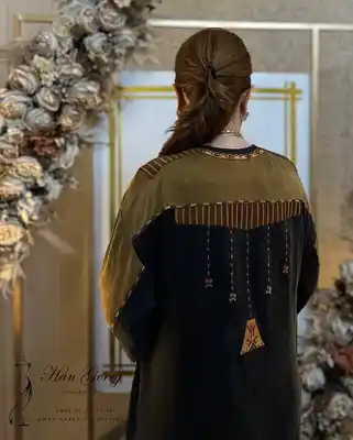 Türkmen fasonlar pombarh fasonlar Fasonlar 2025 fasonlar fason moda modalar Bezen bezen Türkmen fasonlar 2026 Türkmen fasonlar 2025 Türkmen fasonlar 2024 Türkmen fasonlar 2023 turkmenistan türkmenistan turkmen türkmen ashgabat  asgabat aşgabat balkan mary lebap dashoguz dasoguz daşoguz pombarh ponbarhat gulyupek gülýüpek stapel ştapel Gralan Çüýdeşen Abaýa Gadymy Krep Gurultaý 	Keteni Ýüpek Şifon Gipýur Lyon Welwet Atlas Kaşemir Streýç Suzana Ştapel Gülýüpek Pombarh Ýupka Gursakça Aksesuarlar Palto Penjek Okuw eşik Fata Sport eşik Uniforma Nakidka Öýme Şarf kompýuter ýaka ýaglyk Arenda köýnek 2nji el köýnek Taýyn köýnek Matalar Milli lybas milli lybaslar Toý köýnek Toý köýnekler toy koynek toy koynekler gundelik koynekler Gündelik	 
 köýnekler fata koynek Modern taze fason Eskiz koynektm turkmenkoynek türkmenkoynek fason moda moda fasonlar Iş eşik el iş	sada	ýakaly ýakasyz	keşdeli biserli	ýeňli giň nagyşly ýüregi açyk stoýka ýaka ýanly kombinasiýa 	zerli üsti aşak guşakly seçekli gysga ýeňli Gülýüpek Modern, Milli lybas el iş, keşdeli, ýakaly, ýeňli, giň, nagyşly 26-35 Gara, Goňur yaz, tomus, guyz