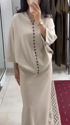 Türkmen fasonlar pombarh fasonlar Fasonlar 2025 fasonlar fason moda modalar Bezen bezen Türkmen fasonlar 2026 Türkmen fasonlar 2025 Türkmen fasonlar 2024 Türkmen fasonlar 2023 turkmenistan türkmenistan turkmen türkmen ashgabat  asgabat aşgabat balkan mary lebap dashoguz dasoguz daşoguz pombarh ponbarhat gulyupek gülýüpek stapel ştapel Gralan Çüýdeşen Abaýa Gadymy Krep Gurultaý 	Keteni Ýüpek Şifon Gipýur Lyon Welwet Atlas Kaşemir Streýç Suzana Ştapel Gülýüpek Pombarh Ýupka Gursakça Aksesuarlar Palto Penjek Okuw eşik Fata Sport eşik Uniforma Nakidka Öýme Şarf kompýuter ýaka ýaglyk Arenda köýnek 2nji el köýnek Taýyn köýnek Matalar Milli lybas milli lybaslar Toý köýnek Toý köýnekler toy koynek toy koynekler gundelik koynekler Gündelik	 
 köýnekler fata koynek Modern taze fason Eskiz koynektm turkmenkoynek türkmenkoynek fason moda moda fasonlar Iş eşik el iş	sada	ýakaly ýakasyz	keşdeli biserli	ýeňli giň nagyşly ýüregi açyk stoýka ýaka ýanly kombinasiýa 	zerli üsti aşak guşakly seçekli gysga ýeňli Krep Modern ýakasyz, ýeňli, giň, üsti aşak 17-25, 26-35 Bežewyý yaz, tomus, guyz