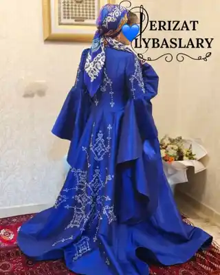 Türkmen fasonlar pombarh fasonlar Fasonlar 2025 fasonlar fason moda modalar Bezen bezen Türkmen fasonlar 2026 Türkmen fasonlar 2025 Türkmen fasonlar 2024 Türkmen fasonlar 2023 turkmenistan türkmenistan turkmen türkmen ashgabat  asgabat aşgabat balkan mary lebap dashoguz dasoguz daşoguz pombarh ponbarhat gulyupek gülýüpek stapel ştapel Gralan Çüýdeşen Abaýa Gadymy Krep Gurultaý 	Keteni Ýüpek Şifon Gipýur Lyon Welwet Atlas Kaşemir Streýç Suzana Ştapel Gülýüpek Pombarh Ýupka Gursakça Aksesuarlar Palto Penjek Okuw eşik Fata Sport eşik Uniforma Nakidka Öýme Şarf kompýuter ýaka ýaglyk Arenda köýnek 2nji el köýnek Taýyn köýnek Matalar Milli lybas milli lybaslar Toý köýnek Toý köýnekler toy koynek toy koynekler gundelik koynekler Gündelik	 
 köýnekler fata koynek Modern taze fason Eskiz koynektm turkmenkoynek türkmenkoynek fason moda moda fasonlar Iş eşik el iş	sada	ýakaly ýakasyz	keşdeli biserli	ýeňli giň nagyşly ýüregi açyk stoýka ýaka ýanly kombinasiýa 	zerli üsti aşak guşakly seçekli gysga ýeňli Şifon, Suzana Toý köýnek, Modern el iş, ýakasyz, biserli  Goýy-gök