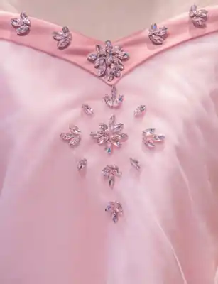 Türkmen fasonlar pombarh fasonlar Fasonlar 2025 fasonlar fason moda modalar Bezen bezen Türkmen fasonlar 2026 Türkmen fasonlar 2025 Türkmen fasonlar 2024 Türkmen fasonlar 2023 turkmenistan türkmenistan turkmen türkmen ashgabat  asgabat aşgabat balkan mary lebap dashoguz dasoguz daşoguz pombarh ponbarhat gulyupek gülýüpek stapel ştapel Gralan Çüýdeşen Abaýa Gadymy Krep Gurultaý 	Keteni Ýüpek Şifon Gipýur Lyon Welwet Atlas Kaşemir Streýç Suzana Ştapel Gülýüpek Pombarh Ýupka Gursakça Aksesuarlar Palto Penjek Okuw eşik Fata Sport eşik Uniforma Nakidka Öýme Şarf kompýuter ýaka ýaglyk Arenda köýnek 2nji el köýnek Taýyn köýnek Matalar Milli lybas milli lybaslar Toý köýnek Toý köýnekler toy koynek toy koynekler gundelik koynekler Gündelik	 
 köýnekler fata koynek Modern taze fason Eskiz koynektm turkmenkoynek türkmenkoynek fason moda moda fasonlar Iş eşik el iş	sada	ýakaly ýakasyz	keşdeli biserli	ýeňli giň nagyşly ýüregi açyk stoýka ýaka ýanly kombinasiýa 	zerli üsti aşak guşakly seçekli gysga ýeňli Toý köýnek, Modern el iş, ýakasyz, gysga ýeňli, giň 12-16 Gülgüne, Pudra yaz, tomus, guyz