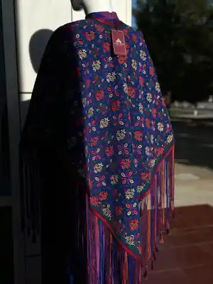 Türkmen fasonlar pombarh fasonlar Fasonlar 2025 fasonlar fason moda modalar Bezen bezen Türkmen fasonlar 2026 Türkmen fasonlar 2025 Türkmen fasonlar 2024 Türkmen fasonlar 2023 turkmenistan türkmenistan turkmen türkmen ashgabat  asgabat aşgabat balkan mary lebap dashoguz dasoguz daşoguz pombarh ponbarhat gulyupek gülýüpek stapel ştapel Gralan Çüýdeşen Abaýa Gadymy Krep Gurultaý 	Keteni Ýüpek Şifon Gipýur Lyon Welwet Atlas Kaşemir Streýç Suzana Ştapel Gülýüpek Pombarh Ýupka Gursakça Aksesuarlar Palto Penjek Okuw eşik Fata Sport eşik Uniforma Nakidka Öýme Şarf kompýuter ýaka ýaglyk Arenda köýnek 2nji el köýnek Taýyn köýnek Matalar Milli lybas milli lybaslar Toý köýnek Toý köýnekler toy koynek toy koynekler gundelik koynekler Gündelik	 
 köýnekler fata koynek Modern taze fason Eskiz koynektm turkmenkoynek türkmenkoynek fason moda moda fasonlar Iş eşik el iş	sada	ýakaly ýakasyz	keşdeli biserli	ýeňli giň nagyşly ýüregi açyk stoýka ýaka ýanly kombinasiýa 	zerli üsti aşak guşakly seçekli gysga ýeňli Keteni Milli lybas el iş, keşdeli  Ak, Goýy-gyzyl, Benewşe, Mämişi, Goýy-gök  Nakidka