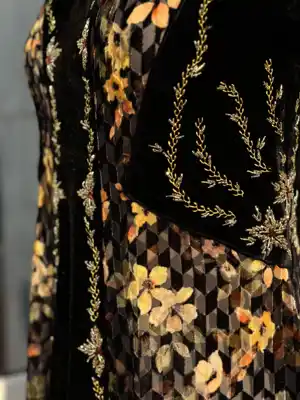 Türkmen fasonlar pombarh fasonlar Fasonlar 2025 fasonlar fason moda modalar Bezen bezen Türkmen fasonlar 2026 Türkmen fasonlar 2025 Türkmen fasonlar 2024 Türkmen fasonlar 2023 turkmenistan türkmenistan turkmen türkmen ashgabat  asgabat aşgabat balkan mary lebap dashoguz dasoguz daşoguz pombarh ponbarhat gulyupek gülýüpek stapel ştapel Gralan Çüýdeşen Abaýa Gadymy Krep Gurultaý 	Keteni Ýüpek Şifon Gipýur Lyon Welwet Atlas Kaşemir Streýç Suzana Ştapel Gülýüpek Pombarh Ýupka Gursakça Aksesuarlar Palto Penjek Okuw eşik Fata Sport eşik Uniforma Nakidka Öýme Şarf kompýuter ýaka ýaglyk Arenda köýnek 2nji el köýnek Taýyn köýnek Matalar Milli lybas milli lybaslar Toý köýnek Toý köýnekler toy koynek toy koynekler gundelik koynekler Gündelik	 
 köýnekler fata koynek Modern taze fason Eskiz koynektm turkmenkoynek türkmenkoynek fason moda moda fasonlar Iş eşik el iş	sada	ýakaly ýakasyz	keşdeli biserli	ýeňli giň nagyşly ýüregi açyk stoýka ýaka ýanly kombinasiýa 	zerli üsti aşak guşakly seçekli gysga ýeňli Panbarhat (Pombarh) Toý köýnek biserli  Gara, Bežewyý, Sary