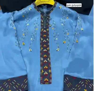 Türkmen fasonlar pombarh fasonlar Fasonlar 2025 fasonlar fason moda modalar Bezen bezen Türkmen fasonlar 2026 Türkmen fasonlar 2025 Türkmen fasonlar 2024 Türkmen fasonlar 2023 turkmenistan türkmenistan turkmen türkmen ashgabat  asgabat aşgabat balkan mary lebap dashoguz dasoguz daşoguz pombarh ponbarhat gulyupek gülýüpek stapel ştapel Gralan Çüýdeşen Abaýa Gadymy Krep Gurultaý 	Keteni Ýüpek Şifon Gipýur Lyon Welwet Atlas Kaşemir Streýç Suzana Ştapel Gülýüpek Pombarh Ýupka Gursakça Aksesuarlar Palto Penjek Okuw eşik Fata Sport eşik Uniforma Nakidka Öýme Şarf kompýuter ýaka ýaglyk Arenda köýnek 2nji el köýnek Taýyn köýnek Matalar Milli lybas milli lybaslar Toý köýnek Toý köýnekler toy koynek toy koynekler gundelik koynekler Gündelik	 
 köýnekler fata koynek Modern taze fason Eskiz koynektm turkmenkoynek türkmenkoynek fason moda moda fasonlar Iş eşik el iş	sada	ýakaly ýakasyz	keşdeli biserli	ýeňli giň nagyşly ýüregi açyk stoýka ýaka ýanly kombinasiýa 	zerli üsti aşak guşakly seçekli gysga ýeňli 