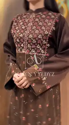 Türkmen fasonlar pombarh fasonlar Fasonlar 2025 fasonlar fason moda modalar Bezen bezen Türkmen fasonlar 2026 Türkmen fasonlar 2025 Türkmen fasonlar 2024 Türkmen fasonlar 2023 turkmenistan türkmenistan turkmen türkmen ashgabat  asgabat aşgabat balkan mary lebap dashoguz dasoguz daşoguz pombarh ponbarhat gulyupek gülýüpek stapel ştapel Gralan Çüýdeşen Abaýa Gadymy Krep Gurultaý 	Keteni Ýüpek Şifon Gipýur Lyon Welwet Atlas Kaşemir Streýç Suzana Ştapel Gülýüpek Pombarh Ýupka Gursakça Aksesuarlar Palto Penjek Okuw eşik Fata Sport eşik Uniforma Nakidka Öýme Şarf kompýuter ýaka ýaglyk Arenda köýnek 2nji el köýnek Taýyn köýnek Matalar Milli lybas milli lybaslar Toý köýnek Toý köýnekler toy koynek toy koynekler gundelik koynekler Gündelik	 
 köýnekler fata koynek Modern taze fason Eskiz koynektm turkmenkoynek türkmenkoynek fason moda moda fasonlar Iş eşik el iş	sada	ýakaly ýakasyz	keşdeli biserli	ýeňli giň nagyşly ýüregi açyk stoýka ýaka ýanly kombinasiýa 	zerli üsti aşak guşakly seçekli gysga ýeňli Milli lybas el iş, keşdeli, ýakasyz, ýeňli, giň, nagyşly 17-25, 26-35 Goňur, Goýy-goňur yaz, tomus, guyz, gysh