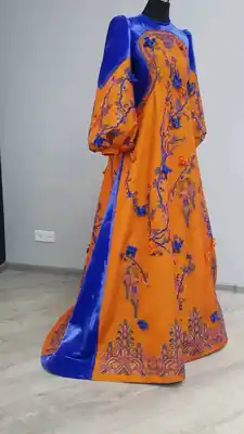 Türkmen fasonlar pombarh fasonlar Fasonlar 2025 fasonlar fason moda modalar Bezen bezen Türkmen fasonlar 2026 Türkmen fasonlar 2025 Türkmen fasonlar 2024 Türkmen fasonlar 2023 turkmenistan türkmenistan turkmen türkmen ashgabat  asgabat aşgabat balkan mary lebap dashoguz dasoguz daşoguz pombarh ponbarhat gulyupek gülýüpek stapel ştapel Gralan Çüýdeşen Abaýa Gadymy Krep Gurultaý 	Keteni Ýüpek Şifon Gipýur Lyon Welwet Atlas Kaşemir Streýç Suzana Ştapel Gülýüpek Pombarh Ýupka Gursakça Aksesuarlar Palto Penjek Okuw eşik Fata Sport eşik Uniforma Nakidka Öýme Şarf kompýuter ýaka ýaglyk Arenda köýnek 2nji el köýnek Taýyn köýnek Matalar Milli lybas milli lybaslar Toý köýnek Toý köýnekler toy koynek toy koynekler gundelik koynekler Gündelik	 
 köýnekler fata koynek Modern taze fason Eskiz koynektm turkmenkoynek türkmenkoynek fason moda moda fasonlar Iş eşik el iş	sada	ýakaly ýakasyz	keşdeli biserli	ýeňli giň nagyşly ýüregi açyk stoýka ýaka ýanly kombinasiýa 	zerli üsti aşak guşakly seçekli gysga ýeňli Suzana, Panbarhat (Pombarh) Toý köýnek ýakasyz, biserli  Mämişi