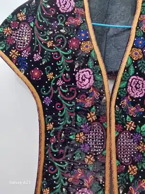 Türkmen fasonlar pombarh fasonlar Fasonlar 2025 fasonlar fason moda modalar Bezen bezen Türkmen fasonlar 2026 Türkmen fasonlar 2025 Türkmen fasonlar 2024 Türkmen fasonlar 2023 turkmenistan türkmenistan turkmen türkmen ashgabat  asgabat aşgabat balkan mary lebap dashoguz dasoguz daşoguz pombarh ponbarhat gulyupek gülýüpek stapel ştapel Gralan Çüýdeşen Abaýa Gadymy Krep Gurultaý 	Keteni Ýüpek Şifon Gipýur Lyon Welwet Atlas Kaşemir Streýç Suzana Ştapel Gülýüpek Pombarh Ýupka Gursakça Aksesuarlar Palto Penjek Okuw eşik Fata Sport eşik Uniforma Nakidka Öýme Şarf kompýuter ýaka ýaglyk Arenda köýnek 2nji el köýnek Taýyn köýnek Matalar Milli lybas milli lybaslar Toý köýnek Toý köýnekler toy koynek toy koynekler gundelik koynekler Gündelik	 
 köýnekler fata koynek Modern taze fason Eskiz koynektm turkmenkoynek türkmenkoynek fason moda moda fasonlar Iş eşik el iş	sada	ýakaly ýakasyz	keşdeli biserli	ýeňli giň nagyşly ýüregi açyk stoýka ýaka ýanly kombinasiýa 	zerli üsti aşak guşakly seçekli gysga ýeňli Panbarhat (Pombarh) Toý köýnek, Milli lybas el iş, gysga ýeňli, giň, gaş, el ýaka, gaýma, 4 iňňe ýaka 17-25, 26-35  yaz, tomus, guyz Nakidka, 2nji el