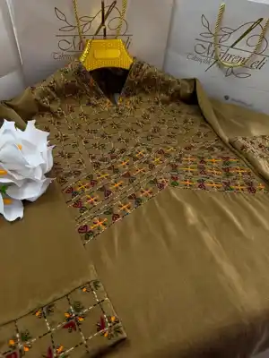 Türkmen fasonlar pombarh fasonlar Fasonlar 2025 fasonlar fason moda modalar Bezen bezen Türkmen fasonlar 2026 Türkmen fasonlar 2025 Türkmen fasonlar 2024 Türkmen fasonlar 2023 turkmenistan türkmenistan turkmen türkmen ashgabat  asgabat aşgabat balkan mary lebap dashoguz dasoguz daşoguz pombarh ponbarhat gulyupek gülýüpek stapel ştapel Gralan Çüýdeşen Abaýa Gadymy Krep Gurultaý 	Keteni Ýüpek Şifon Gipýur Lyon Welwet Atlas Kaşemir Streýç Suzana Ştapel Gülýüpek Pombarh Ýupka Gursakça Aksesuarlar Palto Penjek Okuw eşik Fata Sport eşik Uniforma Nakidka Öýme Şarf kompýuter ýaka ýaglyk Arenda köýnek 2nji el köýnek Taýyn köýnek Matalar Milli lybas milli lybaslar Toý köýnek Toý köýnekler toy koynek toy koynekler gundelik koynekler Gündelik	 
 köýnekler fata koynek Modern taze fason Eskiz koynektm turkmenkoynek türkmenkoynek fason moda moda fasonlar Iş eşik el iş	sada	ýakaly ýakasyz	keşdeli biserli	ýeňli giň nagyşly ýüregi açyk stoýka ýaka ýanly kombinasiýa 	zerli üsti aşak guşakly seçekli gysga ýeňli Gülýüpek Gündelik, Milli lybas keşdeli, ýakasyz, ýeňli, giň, nagyşly 26-35 Haki, Altyn yaz, tomus, guyz