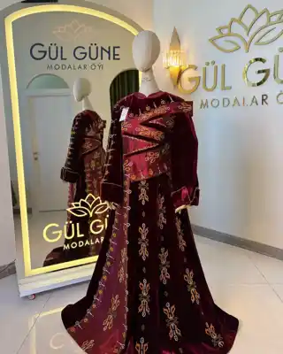 Türkmen fasonlar pombarh fasonlar Fasonlar 2025 fasonlar fason moda modalar Bezen bezen Türkmen fasonlar 2026 Türkmen fasonlar 2025 Türkmen fasonlar 2024 Türkmen fasonlar 2023 turkmenistan türkmenistan turkmen türkmen ashgabat  asgabat aşgabat balkan mary lebap dashoguz dasoguz daşoguz pombarh ponbarhat gulyupek gülýüpek stapel ştapel Gralan Çüýdeşen Abaýa Gadymy Krep Gurultaý 	Keteni Ýüpek Şifon Gipýur Lyon Welwet Atlas Kaşemir Streýç Suzana Ştapel Gülýüpek Pombarh Ýupka Gursakça Aksesuarlar Palto Penjek Okuw eşik Fata Sport eşik Uniforma Nakidka Öýme Şarf kompýuter ýaka ýaglyk Arenda köýnek 2nji el köýnek Taýyn köýnek Matalar Milli lybas milli lybaslar Toý köýnek Toý köýnekler toy koynek toy koynekler gundelik koynekler Gündelik	 
 köýnekler fata koynek Modern taze fason Eskiz koynektm turkmenkoynek türkmenkoynek fason moda moda fasonlar Iş eşik el iş	sada	ýakaly ýakasyz	keşdeli biserli	ýeňli giň nagyşly ýüregi açyk stoýka ýaka ýanly kombinasiýa 	zerli üsti aşak guşakly seçekli gysga ýeňli Panbarhat (Pombarh) Toý köýnek el iş, keşdeli, ýakaly, ýeňli, nagyşly 17-25, 26-35, 35+ Goýy-gyzyl