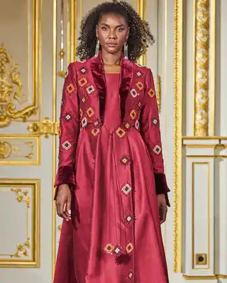 Türkmen fasonlar pombarh fasonlar Fasonlar 2025 fasonlar fason moda modalar Bezen bezen Türkmen fasonlar 2026 Türkmen fasonlar 2025 Türkmen fasonlar 2024 Türkmen fasonlar 2023 turkmenistan türkmenistan turkmen türkmen ashgabat  asgabat aşgabat balkan mary lebap dashoguz dasoguz daşoguz pombarh ponbarhat gulyupek gülýüpek stapel ştapel Gralan Çüýdeşen Abaýa Gadymy Krep Gurultaý 	Keteni Ýüpek Şifon Gipýur Lyon Welwet Atlas Kaşemir Streýç Suzana Ştapel Gülýüpek Pombarh Ýupka Gursakça Aksesuarlar Palto Penjek Okuw eşik Fata Sport eşik Uniforma Nakidka Öýme Şarf kompýuter ýaka ýaglyk Arenda köýnek 2nji el köýnek Taýyn köýnek Matalar Milli lybas milli lybaslar Toý köýnek Toý köýnekler toy koynek toy koynekler gundelik koynekler Gündelik	 
 köýnekler fata koynek Modern taze fason Eskiz koynektm turkmenkoynek türkmenkoynek fason moda moda fasonlar Iş eşik el iş	sada	ýakaly ýakasyz	keşdeli biserli	ýeňli giň nagyşly ýüregi açyk stoýka ýaka ýanly kombinasiýa 	zerli üsti aşak guşakly seçekli gysga ýeňli Ýüpek, Panbarhat (Pombarh) Modern el iş, keşdeli, ýakasyz, ýanly, ýeňli, giň, kombinasiýa, nagyşly 26-35 Goýy-gyzyl, Gyzyl yaz, guyz