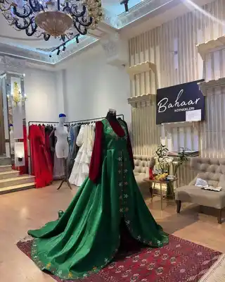 Türkmen fasonlar pombarh fasonlar Fasonlar 2025 fasonlar fason moda modalar Bezen bezen Türkmen fasonlar 2026 Türkmen fasonlar 2025 Türkmen fasonlar 2024 Türkmen fasonlar 2023 turkmenistan türkmenistan turkmen türkmen ashgabat  asgabat aşgabat balkan mary lebap dashoguz dasoguz daşoguz pombarh ponbarhat gulyupek gülýüpek stapel ştapel Gralan Çüýdeşen Abaýa Gadymy Krep Gurultaý 	Keteni Ýüpek Şifon Gipýur Lyon Welwet Atlas Kaşemir Streýç Suzana Ştapel Gülýüpek Pombarh Ýupka Gursakça Aksesuarlar Palto Penjek Okuw eşik Fata Sport eşik Uniforma Nakidka Öýme Şarf kompýuter ýaka ýaglyk Arenda köýnek 2nji el köýnek Taýyn köýnek Matalar Milli lybas milli lybaslar Toý köýnek Toý köýnekler toy koynek toy koynekler gundelik koynekler Gündelik	 
 köýnekler fata koynek Modern taze fason Eskiz koynektm turkmenkoynek türkmenkoynek fason moda moda fasonlar Iş eşik el iş	sada	ýakaly ýakasyz	keşdeli biserli	ýeňli giň nagyşly ýüregi açyk stoýka ýaka ýanly kombinasiýa 	zerli üsti aşak guşakly seçekli gysga ýeňli Panbarhat (Pombarh), Ýüpek, Keteni Toý köýnek, Milli lybas, Modern el iş, keşdeli, ýakaly, biserli, ýeňli, giň, kombinasiýa, nagyşly, seçekli 26-35, 35+ Gara, Gyzyl, Goňur, Goýy-ýaşyl, Goýy-çal