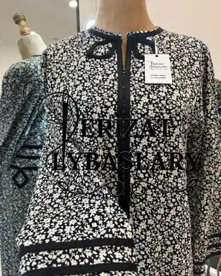 Türkmen fasonlar pombarh fasonlar Fasonlar 2025 fasonlar fason moda modalar Bezen bezen Türkmen fasonlar 2026 Türkmen fasonlar 2025 Türkmen fasonlar 2024 Türkmen fasonlar 2023 turkmenistan türkmenistan turkmen türkmen ashgabat  asgabat aşgabat balkan mary lebap dashoguz dasoguz daşoguz pombarh ponbarhat gulyupek gülýüpek stapel ştapel Gralan Çüýdeşen Abaýa Gadymy Krep Gurultaý 	Keteni Ýüpek Şifon Gipýur Lyon Welwet Atlas Kaşemir Streýç Suzana Ştapel Gülýüpek Pombarh Ýupka Gursakça Aksesuarlar Palto Penjek Okuw eşik Fata Sport eşik Uniforma Nakidka Öýme Şarf kompýuter ýaka ýaglyk Arenda köýnek 2nji el köýnek Taýyn köýnek Matalar Milli lybas milli lybaslar Toý köýnek Toý köýnekler toy koynek toy koynekler gundelik koynekler Gündelik	 
 köýnekler fata koynek Modern taze fason Eskiz koynektm turkmenkoynek türkmenkoynek fason moda moda fasonlar Iş eşik el iş	sada	ýakaly ýakasyz	keşdeli biserli	ýeňli giň nagyşly ýüregi açyk stoýka ýaka ýanly kombinasiýa 	zerli üsti aşak guşakly seçekli gysga ýeňli Ştapel Gündelik, Modern sada, ýakaly  Gara, Gyzyl