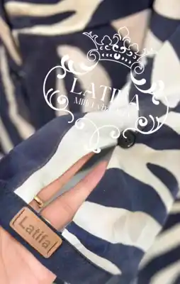 Türkmen fasonlar pombarh fasonlar Fasonlar 2025 fasonlar fason moda modalar Bezen bezen Türkmen fasonlar 2026 Türkmen fasonlar 2025 Türkmen fasonlar 2024 Türkmen fasonlar 2023 turkmenistan türkmenistan turkmen türkmen ashgabat  asgabat aşgabat balkan mary lebap dashoguz dasoguz daşoguz pombarh ponbarhat gulyupek gülýüpek stapel ştapel Gralan Çüýdeşen Abaýa Gadymy Krep Gurultaý 	Keteni Ýüpek Şifon Gipýur Lyon Welwet Atlas Kaşemir Streýç Suzana Ştapel Gülýüpek Pombarh Ýupka Gursakça Aksesuarlar Palto Penjek Okuw eşik Fata Sport eşik Uniforma Nakidka Öýme Şarf kompýuter ýaka ýaglyk Arenda köýnek 2nji el köýnek Taýyn köýnek Matalar Milli lybas milli lybaslar Toý köýnek Toý köýnekler toy koynek toy koynekler gundelik koynekler Gündelik	 
 köýnekler fata koynek Modern taze fason Eskiz koynektm turkmenkoynek türkmenkoynek fason moda moda fasonlar Iş eşik el iş	sada	ýakaly ýakasyz	keşdeli biserli	ýeňli giň nagyşly ýüregi açyk stoýka ýaka ýanly kombinasiýa 	zerli üsti aşak guşakly seçekli gysga ýeňli Gündelik, Modern ýakasyz, ýeňli, giň, guşakly 26-35 Gara, Ak yaz, tomus, guyz