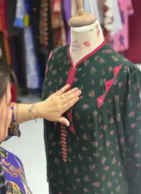 Türkmen fasonlar pombarh fasonlar Fasonlar 2025 fasonlar fason moda modalar Bezen bezen Türkmen fasonlar 2026 Türkmen fasonlar 2025 Türkmen fasonlar 2024 Türkmen fasonlar 2023 turkmenistan türkmenistan turkmen türkmen ashgabat  asgabat aşgabat balkan mary lebap dashoguz dasoguz daşoguz pombarh ponbarhat gulyupek gülýüpek stapel ştapel Gralan Çüýdeşen Abaýa Gadymy Krep Gurultaý 	Keteni Ýüpek Şifon Gipýur Lyon Welwet Atlas Kaşemir Streýç Suzana Ştapel Gülýüpek Pombarh Ýupka Gursakça Aksesuarlar Palto Penjek Okuw eşik Fata Sport eşik Uniforma Nakidka Öýme Şarf kompýuter ýaka ýaglyk Arenda köýnek 2nji el köýnek Taýyn köýnek Matalar Milli lybas milli lybaslar Toý köýnek Toý köýnekler toy koynek toy koynekler gundelik koynekler Gündelik	 
 köýnekler fata koynek Modern taze fason Eskiz koynektm turkmenkoynek türkmenkoynek fason moda moda fasonlar Iş eşik el iş	sada	ýakaly ýakasyz	keşdeli biserli	ýeňli giň nagyşly ýüregi açyk stoýka ýaka ýanly kombinasiýa 	zerli üsti aşak guşakly seçekli gysga ýeňli Ştapel Gündelik el iş, keşdeli, ýakaly, ýeňli, giň 17-25, 26-35 Goýy-ýaşyl tomus, guyz