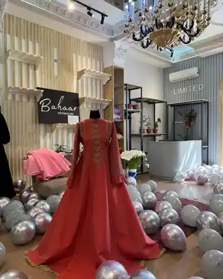 Türkmen fasonlar pombarh fasonlar Fasonlar 2025 fasonlar fason moda modalar Bezen bezen Türkmen fasonlar 2026 Türkmen fasonlar 2025 Türkmen fasonlar 2024 Türkmen fasonlar 2023 turkmenistan türkmenistan turkmen türkmen ashgabat  asgabat aşgabat balkan mary lebap dashoguz dasoguz daşoguz pombarh ponbarhat gulyupek gülýüpek stapel ştapel Gralan Çüýdeşen Abaýa Gadymy Krep Gurultaý 	Keteni Ýüpek Şifon Gipýur Lyon Welwet Atlas Kaşemir Streýç Suzana Ştapel Gülýüpek Pombarh Ýupka Gursakça Aksesuarlar Palto Penjek Okuw eşik Fata Sport eşik Uniforma Nakidka Öýme Şarf kompýuter ýaka ýaglyk Arenda köýnek 2nji el köýnek Taýyn köýnek Matalar Milli lybas milli lybaslar Toý köýnek Toý köýnekler toy koynek toy koynekler gundelik koynekler Gündelik	 
 köýnekler fata koynek Modern taze fason Eskiz koynektm turkmenkoynek türkmenkoynek fason moda moda fasonlar Iş eşik el iş	sada	ýakaly ýakasyz	keşdeli biserli	ýeňli giň nagyşly ýüregi açyk stoýka ýaka ýanly kombinasiýa 	zerli üsti aşak guşakly seçekli gysga ýeňli Ýüpek, Panbarhat (Pombarh) Toý köýnek, Milli lybas el iş, keşdeli, ýakaly, biserli, ýeňli, giň, kombinasiýa, nagyşly, seçekli 26-35, 35+ Goýy-gyzyl, Gyzyl, Mämişi, Goňur, Altyn