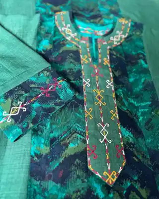 Türkmen fasonlar pombarh fasonlar Fasonlar 2025 fasonlar fason moda modalar Bezen bezen Türkmen fasonlar 2026 Türkmen fasonlar 2025 Türkmen fasonlar 2024 Türkmen fasonlar 2023 turkmenistan türkmenistan turkmen türkmen ashgabat  asgabat aşgabat balkan mary lebap dashoguz dasoguz daşoguz pombarh ponbarhat gulyupek gülýüpek stapel ştapel Gralan Çüýdeşen Abaýa Gadymy Krep Gurultaý 	Keteni Ýüpek Şifon Gipýur Lyon Welwet Atlas Kaşemir Streýç Suzana Ştapel Gülýüpek Pombarh Ýupka Gursakça Aksesuarlar Palto Penjek Okuw eşik Fata Sport eşik Uniforma Nakidka Öýme Şarf kompýuter ýaka ýaglyk Arenda köýnek 2nji el köýnek Taýyn köýnek Matalar Milli lybas milli lybaslar Toý köýnek Toý köýnekler toy koynek toy koynekler gundelik koynekler Gündelik	 
 köýnekler fata koynek Modern taze fason Eskiz koynektm turkmenkoynek türkmenkoynek fason moda moda fasonlar Iş eşik el iş	sada	ýakaly ýakasyz	keşdeli biserli	ýeňli giň nagyşly ýüregi açyk stoýka ýaka ýanly kombinasiýa 	zerli üsti aşak guşakly seçekli gysga ýeňli Ştapel Gündelik el iş, ýakaly, ýüregi açyk  Goýy-ýaşyl