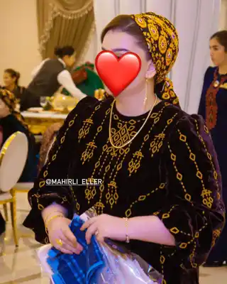 Türkmen fasonlar pombarh fasonlar Fasonlar 2025 fasonlar fason moda modalar Bezen bezen Türkmen fasonlar 2026 Türkmen fasonlar 2025 Türkmen fasonlar 2024 Türkmen fasonlar 2023 turkmenistan türkmenistan turkmen türkmen ashgabat  asgabat aşgabat balkan mary lebap dashoguz dasoguz daşoguz pombarh ponbarhat gulyupek gülýüpek stapel ştapel Gralan Çüýdeşen Abaýa Gadymy Krep Gurultaý 	Keteni Ýüpek Şifon Gipýur Lyon Welwet Atlas Kaşemir Streýç Suzana Ştapel Gülýüpek Pombarh Ýupka Gursakça Aksesuarlar Palto Penjek Okuw eşik Fata Sport eşik Uniforma Nakidka Öýme Şarf kompýuter ýaka ýaglyk Arenda köýnek 2nji el köýnek Taýyn köýnek Matalar Milli lybas milli lybaslar Toý köýnek Toý köýnekler toy koynek toy koynekler gundelik koynekler Gündelik	 
 köýnekler fata koynek Modern taze fason Eskiz koynektm turkmenkoynek türkmenkoynek fason moda moda fasonlar Iş eşik el iş	sada	ýakaly ýakasyz	keşdeli biserli	ýeňli giň nagyşly ýüregi açyk stoýka ýaka ýanly kombinasiýa 	zerli üsti aşak guşakly seçekli gysga ýeňli Panbarhat (Pombarh) Toý köýnek el iş, ýakaly  Gara