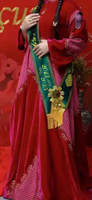 Türkmen fasonlar pombarh fasonlar Fasonlar 2025 fasonlar fason moda modalar Bezen bezen Türkmen fasonlar 2026 Türkmen fasonlar 2025 Türkmen fasonlar 2024 Türkmen fasonlar 2023 turkmenistan türkmenistan turkmen türkmen ashgabat  asgabat aşgabat balkan mary lebap dashoguz dasoguz daşoguz pombarh ponbarhat gulyupek gülýüpek stapel ştapel Gralan Çüýdeşen Abaýa Gadymy Krep Gurultaý 	Keteni Ýüpek Şifon Gipýur Lyon Welwet Atlas Kaşemir Streýç Suzana Ştapel Gülýüpek Pombarh Ýupka Gursakça Aksesuarlar Palto Penjek Okuw eşik Fata Sport eşik Uniforma Nakidka Öýme Şarf kompýuter ýaka ýaglyk Arenda köýnek 2nji el köýnek Taýyn köýnek Matalar Milli lybas milli lybaslar Toý köýnek Toý köýnekler toy koynek toy koynekler gundelik koynekler Gündelik	 
 köýnekler fata koynek Modern taze fason Eskiz koynektm turkmenkoynek türkmenkoynek fason moda moda fasonlar Iş eşik el iş	sada	ýakaly ýakasyz	keşdeli biserli	ýeňli giň nagyşly ýüregi açyk stoýka ýaka ýanly kombinasiýa 	zerli üsti aşak guşakly seçekli gysga ýeňli 