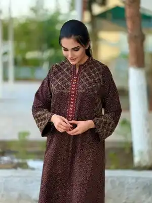 Türkmen fasonlar pombarh fasonlar Fasonlar 2025 fasonlar fason moda modalar Bezen bezen Türkmen fasonlar 2026 Türkmen fasonlar 2025 Türkmen fasonlar 2024 Türkmen fasonlar 2023 turkmenistan türkmenistan turkmen türkmen ashgabat  asgabat aşgabat balkan mary lebap dashoguz dasoguz daşoguz pombarh ponbarhat gulyupek gülýüpek stapel ştapel Gralan Çüýdeşen Abaýa Gadymy Krep Gurultaý 	Keteni Ýüpek Şifon Gipýur Lyon Welwet Atlas Kaşemir Streýç Suzana Ştapel Gülýüpek Pombarh Ýupka Gursakça Aksesuarlar Palto Penjek Okuw eşik Fata Sport eşik Uniforma Nakidka Öýme Şarf kompýuter ýaka ýaglyk Arenda köýnek 2nji el köýnek Taýyn köýnek Matalar Milli lybas milli lybaslar Toý köýnek Toý köýnekler toy koynek toy koynekler gundelik koynekler Gündelik	 
 köýnekler fata koynek Modern taze fason Eskiz koynektm turkmenkoynek türkmenkoynek fason moda moda fasonlar Iş eşik el iş	sada	ýakaly ýakasyz	keşdeli biserli	ýeňli giň nagyşly ýüregi açyk stoýka ýaka ýanly kombinasiýa 	zerli üsti aşak guşakly seçekli gysga ýeňli Ştapel Gündelik el iş, keşdeli, ýakaly, ýeňli, giň 17-25, 26-35 Goňur, Goýy-goňur yaz, tomus, guyz, gysh