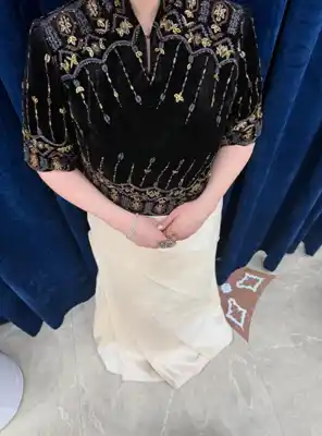 Türkmen fasonlar pombarh fasonlar Fasonlar 2025 fasonlar fason moda modalar Bezen bezen Türkmen fasonlar 2026 Türkmen fasonlar 2025 Türkmen fasonlar 2024 Türkmen fasonlar 2023 turkmenistan türkmenistan turkmen türkmen ashgabat  asgabat aşgabat balkan mary lebap dashoguz dasoguz daşoguz pombarh ponbarhat gulyupek gülýüpek stapel ştapel Gralan Çüýdeşen Abaýa Gadymy Krep Gurultaý 	Keteni Ýüpek Şifon Gipýur Lyon Welwet Atlas Kaşemir Streýç Suzana Ştapel Gülýüpek Pombarh Ýupka Gursakça Aksesuarlar Palto Penjek Okuw eşik Fata Sport eşik Uniforma Nakidka Öýme Şarf kompýuter ýaka ýaglyk Arenda köýnek 2nji el köýnek Taýyn köýnek Matalar Milli lybas milli lybaslar Toý köýnek Toý köýnekler toy koynek toy koynekler gundelik koynekler Gündelik	 
 köýnekler fata koynek Modern taze fason Eskiz koynektm turkmenkoynek türkmenkoynek fason moda moda fasonlar Iş eşik el iş	sada	ýakaly ýakasyz	keşdeli biserli	ýeňli giň nagyşly ýüregi açyk stoýka ýaka ýanly kombinasiýa 	zerli üsti aşak guşakly seçekli gysga ýeňli 