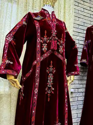 Türkmen fasonlar pombarh fasonlar Fasonlar 2025 fasonlar fason moda modalar Bezen bezen Türkmen fasonlar 2026 Türkmen fasonlar 2025 Türkmen fasonlar 2024 Türkmen fasonlar 2023 turkmenistan türkmenistan turkmen türkmen ashgabat  asgabat aşgabat balkan mary lebap dashoguz dasoguz daşoguz pombarh ponbarhat gulyupek gülýüpek stapel ştapel Gralan Çüýdeşen Abaýa Gadymy Krep Gurultaý 	Keteni Ýüpek Şifon Gipýur Lyon Welwet Atlas Kaşemir Streýç Suzana Ştapel Gülýüpek Pombarh Ýupka Gursakça Aksesuarlar Palto Penjek Okuw eşik Fata Sport eşik Uniforma Nakidka Öýme Şarf kompýuter ýaka ýaglyk Arenda köýnek 2nji el köýnek Taýyn köýnek Matalar Milli lybas milli lybaslar Toý köýnek Toý köýnekler toy koynek toy koynekler gundelik koynekler Gündelik	 
 köýnekler fata koynek Modern taze fason Eskiz koynektm turkmenkoynek türkmenkoynek fason moda moda fasonlar Iş eşik el iş	sada	ýakaly ýakasyz	keşdeli biserli	ýeňli giň nagyşly ýüregi açyk stoýka ýaka ýanly kombinasiýa 	zerli üsti aşak guşakly seçekli gysga ýeňli Panbarhat (Pombarh) Toý köýnek, Milli lybas, Uçurym köýnek el iş, keşdeli, ýakaly, ýeňli, giň, nagyşly 17-25, 26-35, 35+ Goýy-gyzyl guyz