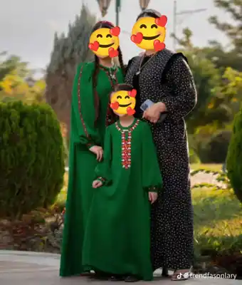 Türkmen fasonlar pombarh fasonlar Fasonlar 2025 fasonlar fason moda modalar Bezen bezen Türkmen fasonlar 2026 Türkmen fasonlar 2025 Türkmen fasonlar 2024 Türkmen fasonlar 2023 turkmenistan türkmenistan turkmen türkmen ashgabat  asgabat aşgabat balkan mary lebap dashoguz dasoguz daşoguz pombarh ponbarhat gulyupek gülýüpek stapel ştapel Gralan Çüýdeşen Abaýa Gadymy Krep Gurultaý 	Keteni Ýüpek Şifon Gipýur Lyon Welwet Atlas Kaşemir Streýç Suzana Ştapel Gülýüpek Pombarh Ýupka Gursakça Aksesuarlar Palto Penjek Okuw eşik Fata Sport eşik Uniforma Nakidka Öýme Şarf kompýuter ýaka ýaglyk Arenda köýnek 2nji el köýnek Taýyn köýnek Matalar Milli lybas milli lybaslar Toý köýnek Toý köýnekler toy koynek toy koynekler gundelik koynekler Gündelik	 
 köýnekler fata koynek Modern taze fason Eskiz koynektm turkmenkoynek türkmenkoynek fason moda moda fasonlar Iş eşik el iş	sada	ýakaly ýakasyz	keşdeli biserli	ýeňli giň nagyşly ýüregi açyk stoýka ýaka ýanly kombinasiýa 	zerli üsti aşak guşakly seçekli gysga ýeňli 