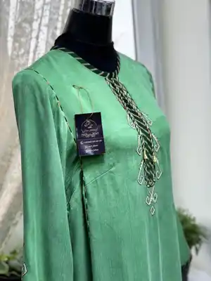 Türkmen fasonlar pombarh fasonlar Fasonlar 2025 fasonlar fason moda modalar Bezen bezen Türkmen fasonlar 2026 Türkmen fasonlar 2025 Türkmen fasonlar 2024 Türkmen fasonlar 2023 turkmenistan türkmenistan turkmen türkmen ashgabat  asgabat aşgabat balkan mary lebap dashoguz dasoguz daşoguz pombarh ponbarhat gulyupek gülýüpek stapel ştapel Gralan Çüýdeşen Abaýa Gadymy Krep Gurultaý 	Keteni Ýüpek Şifon Gipýur Lyon Welwet Atlas Kaşemir Streýç Suzana Ştapel Gülýüpek Pombarh Ýupka Gursakça Aksesuarlar Palto Penjek Okuw eşik Fata Sport eşik Uniforma Nakidka Öýme Şarf kompýuter ýaka ýaglyk Arenda köýnek 2nji el köýnek Taýyn köýnek Matalar Milli lybas milli lybaslar Toý köýnek Toý köýnekler toy koynek toy koynekler gundelik koynekler Gündelik	 
 köýnekler fata koynek Modern taze fason Eskiz koynektm turkmenkoynek türkmenkoynek fason moda moda fasonlar Iş eşik el iş	sada	ýakaly ýakasyz	keşdeli biserli	ýeňli giň nagyşly ýüregi açyk stoýka ýaka ýanly kombinasiýa 	zerli üsti aşak guşakly seçekli gysga ýeňli Gülýüpek Gündelik sada, biserli, ýeňli 26-35, 35+ Ýaşyl guyz