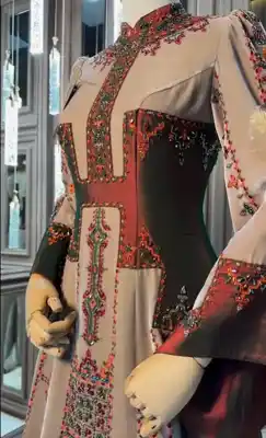 Türkmen fasonlar pombarh fasonlar Fasonlar 2025 fasonlar fason moda modalar Bezen bezen Türkmen fasonlar 2026 Türkmen fasonlar 2025 Türkmen fasonlar 2024 Türkmen fasonlar 2023 turkmenistan türkmenistan turkmen türkmen ashgabat  asgabat aşgabat balkan mary lebap dashoguz dasoguz daşoguz pombarh ponbarhat gulyupek gülýüpek stapel ştapel Gralan Çüýdeşen Abaýa Gadymy Krep Gurultaý 	Keteni Ýüpek Şifon Gipýur Lyon Welwet Atlas Kaşemir Streýç Suzana Ştapel Gülýüpek Pombarh Ýupka Gursakça Aksesuarlar Palto Penjek Okuw eşik Fata Sport eşik Uniforma Nakidka Öýme Şarf kompýuter ýaka ýaglyk Arenda köýnek 2nji el köýnek Taýyn köýnek Matalar Milli lybas milli lybaslar Toý köýnek Toý köýnekler toy koynek toy koynekler gundelik koynekler Gündelik	 
 köýnekler fata koynek Modern taze fason Eskiz koynektm turkmenkoynek türkmenkoynek fason moda moda fasonlar Iş eşik el iş	sada	ýakaly ýakasyz	keşdeli biserli	ýeňli giň nagyşly ýüregi açyk stoýka ýaka ýanly kombinasiýa 	zerli üsti aşak guşakly seçekli gysga ýeňli Keteni, Atlas Toý köýnek el iş, keşdeli, ýakaly, ýeňli, nagyşly  Bežewyý, Goýy-gyzyl