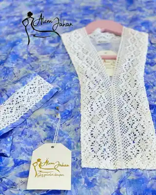 Türkmen fasonlar pombarh fasonlar Fasonlar 2025 fasonlar fason moda modalar Bezen bezen Türkmen fasonlar 2026 Türkmen fasonlar 2025 Türkmen fasonlar 2024 Türkmen fasonlar 2023 turkmenistan türkmenistan turkmen türkmen ashgabat  asgabat aşgabat balkan mary lebap dashoguz dasoguz daşoguz pombarh ponbarhat gulyupek gülýüpek stapel ştapel Gralan Çüýdeşen Abaýa Gadymy Krep Gurultaý 	Keteni Ýüpek Şifon Gipýur Lyon Welwet Atlas Kaşemir Streýç Suzana Ştapel Gülýüpek Pombarh Ýupka Gursakça Aksesuarlar Palto Penjek Okuw eşik Fata Sport eşik Uniforma Nakidka Öýme Şarf kompýuter ýaka ýaglyk Arenda köýnek 2nji el köýnek Taýyn köýnek Matalar Milli lybas milli lybaslar Toý köýnek Toý köýnekler toy koynek toy koynekler gundelik koynekler Gündelik	 
 köýnekler fata koynek Modern taze fason Eskiz koynektm turkmenkoynek türkmenkoynek fason moda moda fasonlar Iş eşik el iş	sada	ýakaly ýakasyz	keşdeli biserli	ýeňli giň nagyşly ýüregi açyk stoýka ýaka ýanly kombinasiýa 	zerli üsti aşak guşakly seçekli gysga ýeňli Ştapel Gündelik, Iş eşik el iş, sada, ýakasyz, ýüregi açyk, ýeňli, giň 17-25, 26-35 Gök tomus Taýyn köýnek