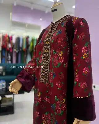 Türkmen fasonlar pombarh fasonlar Fasonlar 2025 fasonlar fason moda modalar Bezen bezen Türkmen fasonlar 2026 Türkmen fasonlar 2025 Türkmen fasonlar 2024 Türkmen fasonlar 2023 turkmenistan türkmenistan turkmen türkmen ashgabat  asgabat aşgabat balkan mary lebap dashoguz dasoguz daşoguz pombarh ponbarhat gulyupek gülýüpek stapel ştapel Gralan Çüýdeşen Abaýa Gadymy Krep Gurultaý 	Keteni Ýüpek Şifon Gipýur Lyon Welwet Atlas Kaşemir Streýç Suzana Ştapel Gülýüpek Pombarh Ýupka Gursakça Aksesuarlar Palto Penjek Okuw eşik Fata Sport eşik Uniforma Nakidka Öýme Şarf kompýuter ýaka ýaglyk Arenda köýnek 2nji el köýnek Taýyn köýnek Matalar Milli lybas milli lybaslar Toý köýnek Toý köýnekler toy koynek toy koynekler gundelik koynekler Gündelik	 
 köýnekler fata koynek Modern taze fason Eskiz koynektm turkmenkoynek türkmenkoynek fason moda moda fasonlar Iş eşik el iş	sada	ýakaly ýakasyz	keşdeli biserli	ýeňli giň nagyşly ýüregi açyk stoýka ýaka ýanly kombinasiýa 	zerli üsti aşak guşakly seçekli gysga ýeňli Gülýüpek, Panbarhat (Pombarh) Gündelik el iş, ýakaly, ýanly, ýeňli, giň, kombinasiýa 17-25, 26-35 Goýy-gyzyl, Gyzyl tomus, guyz