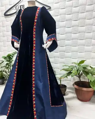 Türkmen fasonlar pombarh fasonlar Fasonlar 2025 fasonlar fason moda modalar Bezen bezen Türkmen fasonlar 2026 Türkmen fasonlar 2025 Türkmen fasonlar 2024 Türkmen fasonlar 2023 turkmenistan türkmenistan turkmen türkmen ashgabat  asgabat aşgabat balkan mary lebap dashoguz dasoguz daşoguz pombarh ponbarhat gulyupek gülýüpek stapel ştapel Gralan Çüýdeşen Abaýa Gadymy Krep Gurultaý 	Keteni Ýüpek Şifon Gipýur Lyon Welwet Atlas Kaşemir Streýç Suzana Ştapel Gülýüpek Pombarh Ýupka Gursakça Aksesuarlar Palto Penjek Okuw eşik Fata Sport eşik Uniforma Nakidka Öýme Şarf kompýuter ýaka ýaglyk Arenda köýnek 2nji el köýnek Taýyn köýnek Matalar Milli lybas milli lybaslar Toý köýnek Toý köýnekler toy koynek toy koynekler gundelik koynekler Gündelik	 
 köýnekler fata koynek Modern taze fason Eskiz koynektm turkmenkoynek türkmenkoynek fason moda moda fasonlar Iş eşik el iş	sada	ýakaly ýakasyz	keşdeli biserli	ýeňli giň nagyşly ýüregi açyk stoýka ýaka ýanly kombinasiýa 	zerli üsti aşak guşakly seçekli gysga ýeňli Atlas, Panbarhat (Pombarh) Toý köýnek el iş  Gara, Goýy-gök