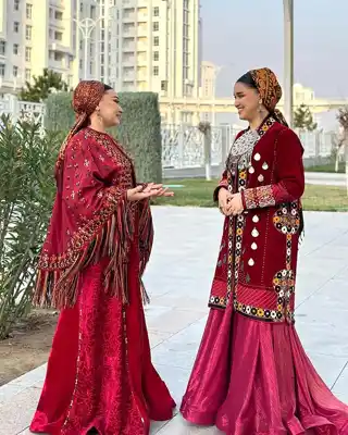 Türkmen fasonlar pombarh fasonlar Fasonlar 2025 fasonlar fason moda modalar Bezen bezen Türkmen fasonlar 2026 Türkmen fasonlar 2025 Türkmen fasonlar 2024 Türkmen fasonlar 2023 turkmenistan türkmenistan turkmen türkmen ashgabat  asgabat aşgabat balkan mary lebap dashoguz dasoguz daşoguz pombarh ponbarhat gulyupek gülýüpek stapel ştapel Gralan Çüýdeşen Abaýa Gadymy Krep Gurultaý 	Keteni Ýüpek Şifon Gipýur Lyon Welwet Atlas Kaşemir Streýç Suzana Ştapel Gülýüpek Pombarh Ýupka Gursakça Aksesuarlar Palto Penjek Okuw eşik Fata Sport eşik Uniforma Nakidka Öýme Şarf kompýuter ýaka ýaglyk Arenda köýnek 2nji el köýnek Taýyn köýnek Matalar Milli lybas milli lybaslar Toý köýnek Toý köýnekler toy koynek toy koynekler gundelik koynekler Gündelik	 
 köýnekler fata koynek Modern taze fason Eskiz koynektm turkmenkoynek türkmenkoynek fason moda moda fasonlar Iş eşik el iş	sada	ýakaly ýakasyz	keşdeli biserli	ýeňli giň nagyşly ýüregi açyk stoýka ýaka ýanly kombinasiýa 	zerli üsti aşak guşakly seçekli gysga ýeňli Panbarhat (Pombarh), Ýüpek, Keteni, Gadymy Milli lybas el iş, keşdeli, ýakaly, ýeňli, giň, kombinasiýa, nagyşly 26-35, 35+ Gülgüne, Gyzyl yaz, gysh