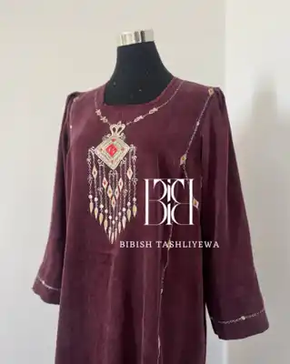 Türkmen fasonlar pombarh fasonlar Fasonlar 2025 fasonlar fason moda modalar Bezen bezen Türkmen fasonlar 2026 Türkmen fasonlar 2025 Türkmen fasonlar 2024 Türkmen fasonlar 2023 turkmenistan türkmenistan turkmen türkmen ashgabat  asgabat aşgabat balkan mary lebap dashoguz dasoguz daşoguz pombarh ponbarhat gulyupek gülýüpek stapel ştapel Gralan Çüýdeşen Abaýa Gadymy Krep Gurultaý 	Keteni Ýüpek Şifon Gipýur Lyon Welwet Atlas Kaşemir Streýç Suzana Ştapel Gülýüpek Pombarh Ýupka Gursakça Aksesuarlar Palto Penjek Okuw eşik Fata Sport eşik Uniforma Nakidka Öýme Şarf kompýuter ýaka ýaglyk Arenda köýnek 2nji el köýnek Taýyn köýnek Matalar Milli lybas milli lybaslar Toý köýnek Toý köýnekler toy koynek toy koynekler gundelik koynekler Gündelik	 
 köýnekler fata koynek Modern taze fason Eskiz koynektm turkmenkoynek türkmenkoynek fason moda moda fasonlar Iş eşik el iş	sada	ýakaly ýakasyz	keşdeli biserli	ýeňli giň nagyşly ýüregi açyk stoýka ýaka ýanly kombinasiýa 	zerli üsti aşak guşakly seçekli gysga ýeňli Gülýüpek Milli lybas el iş, ýanly, ýeňli, giň 26-35 Goýy-gyzyl yaz, tomus, guyz