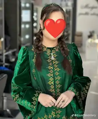 Türkmen fasonlar pombarh fasonlar Fasonlar 2025 fasonlar fason moda modalar Bezen bezen Türkmen fasonlar 2026 Türkmen fasonlar 2025 Türkmen fasonlar 2024 Türkmen fasonlar 2023 turkmenistan türkmenistan turkmen türkmen ashgabat  asgabat aşgabat balkan mary lebap dashoguz dasoguz daşoguz pombarh ponbarhat gulyupek gülýüpek stapel ştapel Gralan Çüýdeşen Abaýa Gadymy Krep Gurultaý 	Keteni Ýüpek Şifon Gipýur Lyon Welwet Atlas Kaşemir Streýç Suzana Ştapel Gülýüpek Pombarh Ýupka Gursakça Aksesuarlar Palto Penjek Okuw eşik Fata Sport eşik Uniforma Nakidka Öýme Şarf kompýuter ýaka ýaglyk Arenda köýnek 2nji el köýnek Taýyn köýnek Matalar Milli lybas milli lybaslar Toý köýnek Toý köýnekler toy koynek toy koynekler gundelik koynekler Gündelik	 
 köýnekler fata koynek Modern taze fason Eskiz koynektm turkmenkoynek türkmenkoynek fason moda moda fasonlar Iş eşik el iş	sada	ýakaly ýakasyz	keşdeli biserli	ýeňli giň nagyşly ýüregi açyk stoýka ýaka ýanly kombinasiýa 	zerli üsti aşak guşakly seçekli gysga ýeňli 