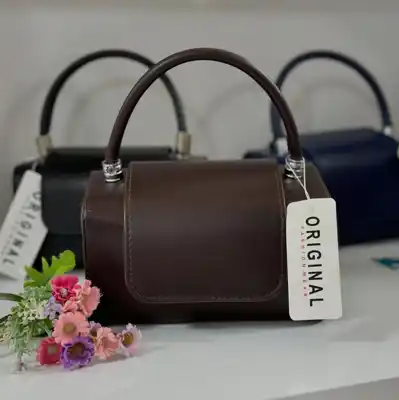 Türkmen fasonlar pombarh fasonlar Fasonlar 2025 fasonlar fason moda modalar Bezen bezen Türkmen fasonlar 2026 Türkmen fasonlar 2025 Türkmen fasonlar 2024 Türkmen fasonlar 2023 turkmenistan türkmenistan turkmen türkmen ashgabat  asgabat aşgabat balkan mary lebap dashoguz dasoguz daşoguz pombarh ponbarhat gulyupek gülýüpek stapel ştapel Gralan Çüýdeşen Abaýa Gadymy Krep Gurultaý 	Keteni Ýüpek Şifon Gipýur Lyon Welwet Atlas Kaşemir Streýç Suzana Ştapel Gülýüpek Pombarh Ýupka Gursakça Aksesuarlar Palto Penjek Okuw eşik Fata Sport eşik Uniforma Nakidka Öýme Şarf kompýuter ýaka ýaglyk Arenda köýnek 2nji el köýnek Taýyn köýnek Matalar Milli lybas milli lybaslar Toý köýnek Toý köýnekler toy koynek toy koynekler gundelik koynekler Gündelik	 
 köýnekler fata koynek Modern taze fason Eskiz koynektm turkmenkoynek türkmenkoynek fason moda moda fasonlar Iş eşik el iş	sada	ýakaly ýakasyz	keşdeli biserli	ýeňli giň nagyşly ýüregi açyk stoýka ýaka ýanly kombinasiýa 	zerli üsti aşak guşakly seçekli gysga ýeňli Gara, Goýy-gök, Goňur  Sumka