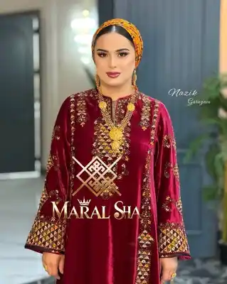 Türkmen fasonlar pombarh fasonlar Fasonlar 2025 fasonlar fason moda modalar Bezen bezen Türkmen fasonlar 2026 Türkmen fasonlar 2025 Türkmen fasonlar 2024 Türkmen fasonlar 2023 turkmenistan türkmenistan turkmen türkmen ashgabat  asgabat aşgabat balkan mary lebap dashoguz dasoguz daşoguz pombarh ponbarhat gulyupek gülýüpek stapel ştapel Gralan Çüýdeşen Abaýa Gadymy Krep Gurultaý 	Keteni Ýüpek Şifon Gipýur Lyon Welwet Atlas Kaşemir Streýç Suzana Ştapel Gülýüpek Pombarh Ýupka Gursakça Aksesuarlar Palto Penjek Okuw eşik Fata Sport eşik Uniforma Nakidka Öýme Şarf kompýuter ýaka ýaglyk Arenda köýnek 2nji el köýnek Taýyn köýnek Matalar Milli lybas milli lybaslar Toý köýnek Toý köýnekler toy koynek toy koynekler gundelik koynekler Gündelik	 
 köýnekler fata koynek Modern taze fason Eskiz koynektm turkmenkoynek türkmenkoynek fason moda moda fasonlar Iş eşik el iş	sada	ýakaly ýakasyz	keşdeli biserli	ýeňli giň nagyşly ýüregi açyk stoýka ýaka ýanly kombinasiýa 	zerli üsti aşak guşakly seçekli gysga ýeňli Panbarhat (Pombarh) Toý köýnek, Modern, Milli lybas el iş, keşdeli, ýakaly, ýeňli, giň, nagyşly 26-35, 35+ Gyzyl yaz, tomus, guyz, gysh