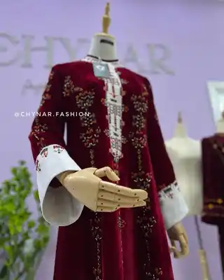 Türkmen fasonlar pombarh fasonlar Fasonlar 2025 fasonlar fason moda modalar Bezen bezen Türkmen fasonlar 2026 Türkmen fasonlar 2025 Türkmen fasonlar 2024 Türkmen fasonlar 2023 turkmenistan türkmenistan turkmen türkmen ashgabat  asgabat aşgabat balkan mary lebap dashoguz dasoguz daşoguz pombarh ponbarhat gulyupek gülýüpek stapel ştapel Gralan Çüýdeşen Abaýa Gadymy Krep Gurultaý 	Keteni Ýüpek Şifon Gipýur Lyon Welwet Atlas Kaşemir Streýç Suzana Ştapel Gülýüpek Pombarh Ýupka Gursakça Aksesuarlar Palto Penjek Okuw eşik Fata Sport eşik Uniforma Nakidka Öýme Şarf kompýuter ýaka ýaglyk Arenda köýnek 2nji el köýnek Taýyn köýnek Matalar Milli lybas milli lybaslar Toý köýnek Toý köýnekler toy koynek toy koynekler gundelik koynekler Gündelik	 
 köýnekler fata koynek Modern taze fason Eskiz koynektm turkmenkoynek türkmenkoynek fason moda moda fasonlar Iş eşik el iş	sada	ýakaly ýakasyz	keşdeli biserli	ýeňli giň nagyşly ýüregi açyk stoýka ýaka ýanly kombinasiýa 	zerli üsti aşak guşakly seçekli gysga ýeňli Panbarhat (Pombarh) Toý köýnek el iş, keşdeli, ýakaly, ýeňli, giň, kombinasiýa, nagyşly 26-35, 35+ Goýy-gyzyl yaz, guyz, gysh