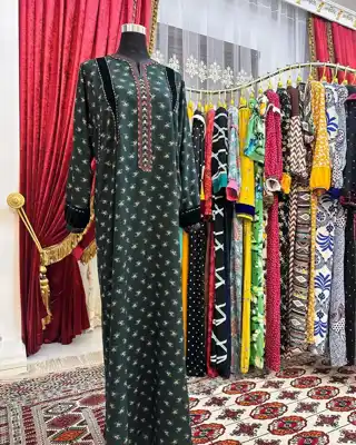 Türkmen fasonlar pombarh fasonlar Fasonlar 2025 fasonlar fason moda modalar Bezen bezen Türkmen fasonlar 2026 Türkmen fasonlar 2025 Türkmen fasonlar 2024 Türkmen fasonlar 2023 turkmenistan türkmenistan turkmen türkmen ashgabat  asgabat aşgabat balkan mary lebap dashoguz dasoguz daşoguz pombarh ponbarhat gulyupek gülýüpek stapel ştapel Gralan Çüýdeşen Abaýa Gadymy Krep Gurultaý 	Keteni Ýüpek Şifon Gipýur Lyon Welwet Atlas Kaşemir Streýç Suzana Ştapel Gülýüpek Pombarh Ýupka Gursakça Aksesuarlar Palto Penjek Okuw eşik Fata Sport eşik Uniforma Nakidka Öýme Şarf kompýuter ýaka ýaglyk Arenda köýnek 2nji el köýnek Taýyn köýnek Matalar Milli lybas milli lybaslar Toý köýnek Toý köýnekler toy koynek toy koynekler gundelik koynekler Gündelik	 
 köýnekler fata koynek Modern taze fason Eskiz koynektm turkmenkoynek türkmenkoynek fason moda moda fasonlar Iş eşik el iş	sada	ýakaly ýakasyz	keşdeli biserli	ýeňli giň nagyşly ýüregi açyk stoýka ýaka ýanly kombinasiýa 	zerli üsti aşak guşakly seçekli gysga ýeňli Ştapel Gündelik el iş  Goýy-ýaşyl  Taýyn köýnek