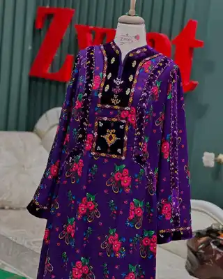 Türkmen fasonlar pombarh fasonlar Fasonlar 2025 fasonlar fason moda modalar Bezen bezen Türkmen fasonlar 2026 Türkmen fasonlar 2025 Türkmen fasonlar 2024 Türkmen fasonlar 2023 turkmenistan türkmenistan turkmen türkmen ashgabat  asgabat aşgabat balkan mary lebap dashoguz dasoguz daşoguz pombarh ponbarhat gulyupek gülýüpek stapel ştapel Gralan Çüýdeşen Abaýa Gadymy Krep Gurultaý 	Keteni Ýüpek Şifon Gipýur Lyon Welwet Atlas Kaşemir Streýç Suzana Ştapel Gülýüpek Pombarh Ýupka Gursakça Aksesuarlar Palto Penjek Okuw eşik Fata Sport eşik Uniforma Nakidka Öýme Şarf kompýuter ýaka ýaglyk Arenda köýnek 2nji el köýnek Taýyn köýnek Matalar Milli lybas milli lybaslar Toý köýnek Toý köýnekler toy koynek toy koynekler gundelik koynekler Gündelik	 
 köýnekler fata koynek Modern taze fason Eskiz koynektm turkmenkoynek türkmenkoynek fason moda moda fasonlar Iş eşik el iş	sada	ýakaly ýakasyz	keşdeli biserli	ýeňli giň nagyşly ýüregi açyk stoýka ýaka ýanly kombinasiýa 	zerli üsti aşak guşakly seçekli gysga ýeňli Ştapel, Gülýüpek Toý köýnek el iş, ýakaly, ýeňli, giň 17-25, 26-35, 35+ #4B2C75 yaz, tomus